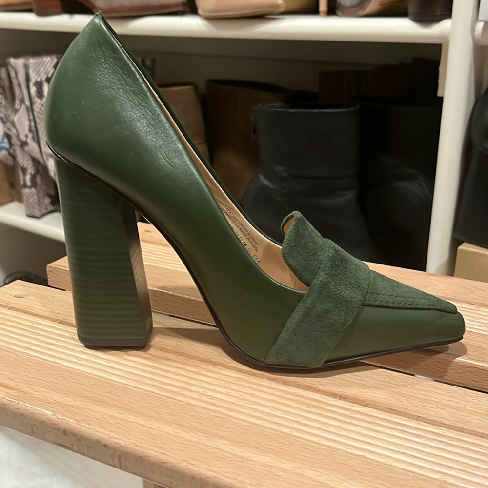 Tory Burch Smith Heels